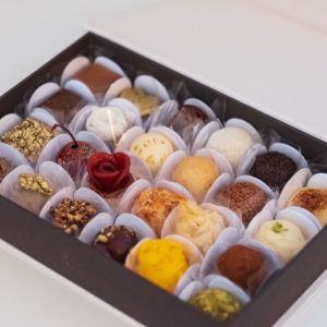 Caixa Luxo 24 doces
